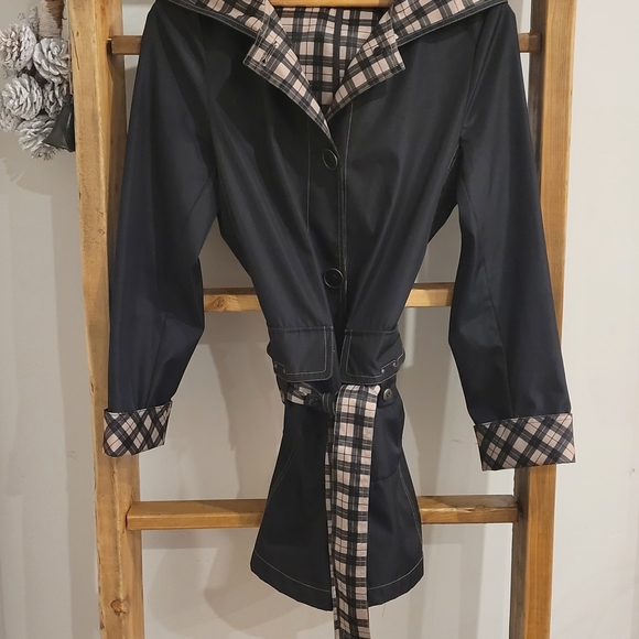 Simon Chang Jacket - Picture 2 of 6